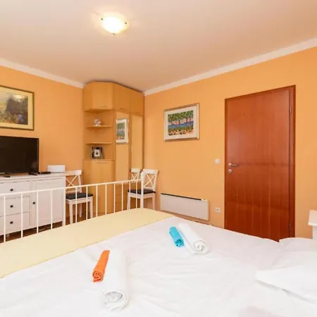Andrea Appartement *