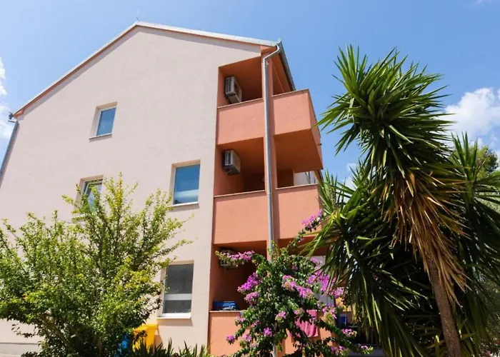Andrea Apartament Mirce
